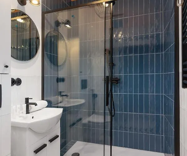 Apartment Pet-friendly Krasickiego Podgorze Cracow By Renters *